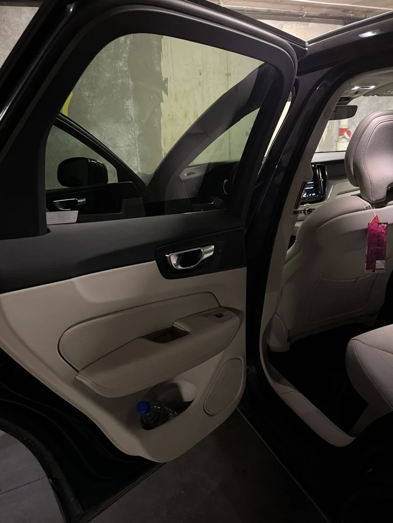 Volvo XC60 momentum T5, снимка 7 - Автомобили и джипове - 52551333