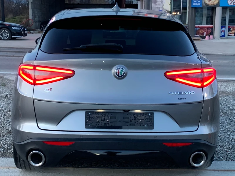 Alfa Romeo Stelvio 2.0Turbo.AWD.Топ състояние!!!Собствен лизинг!!!, снимка 5 - Автомобили и джипове - 52817087