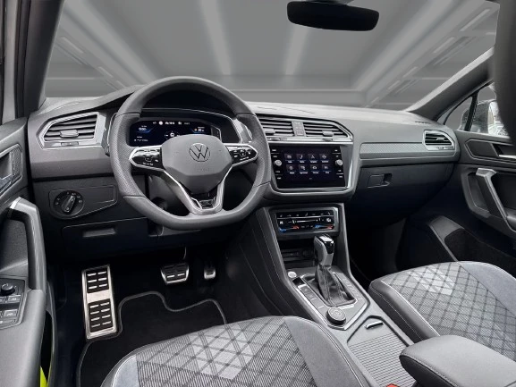 VW Tiguan Allspace 2.0 TDI 4Motion = R-line = Гаранция - изображение 9