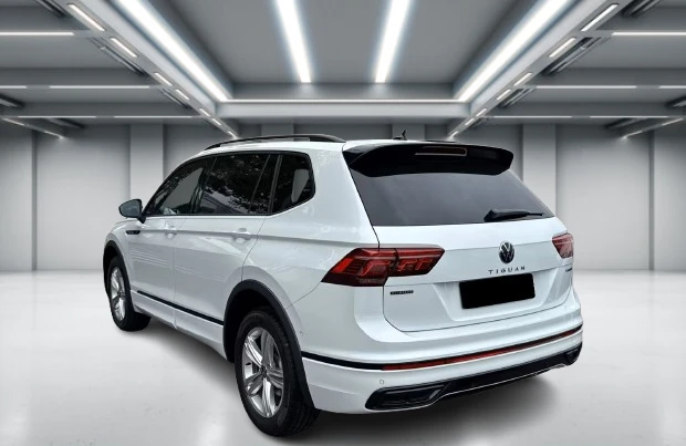 VW Tiguan Allspace 2.0 TDI 4Motion = R-line = Гаранция - изображение 2