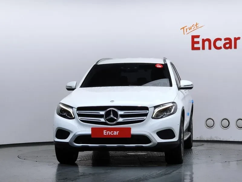 Mercedes-Benz GLC 4MATIC - САМО 30% АВАНС, снимка 3 - Автомобили и джипове - 56071862