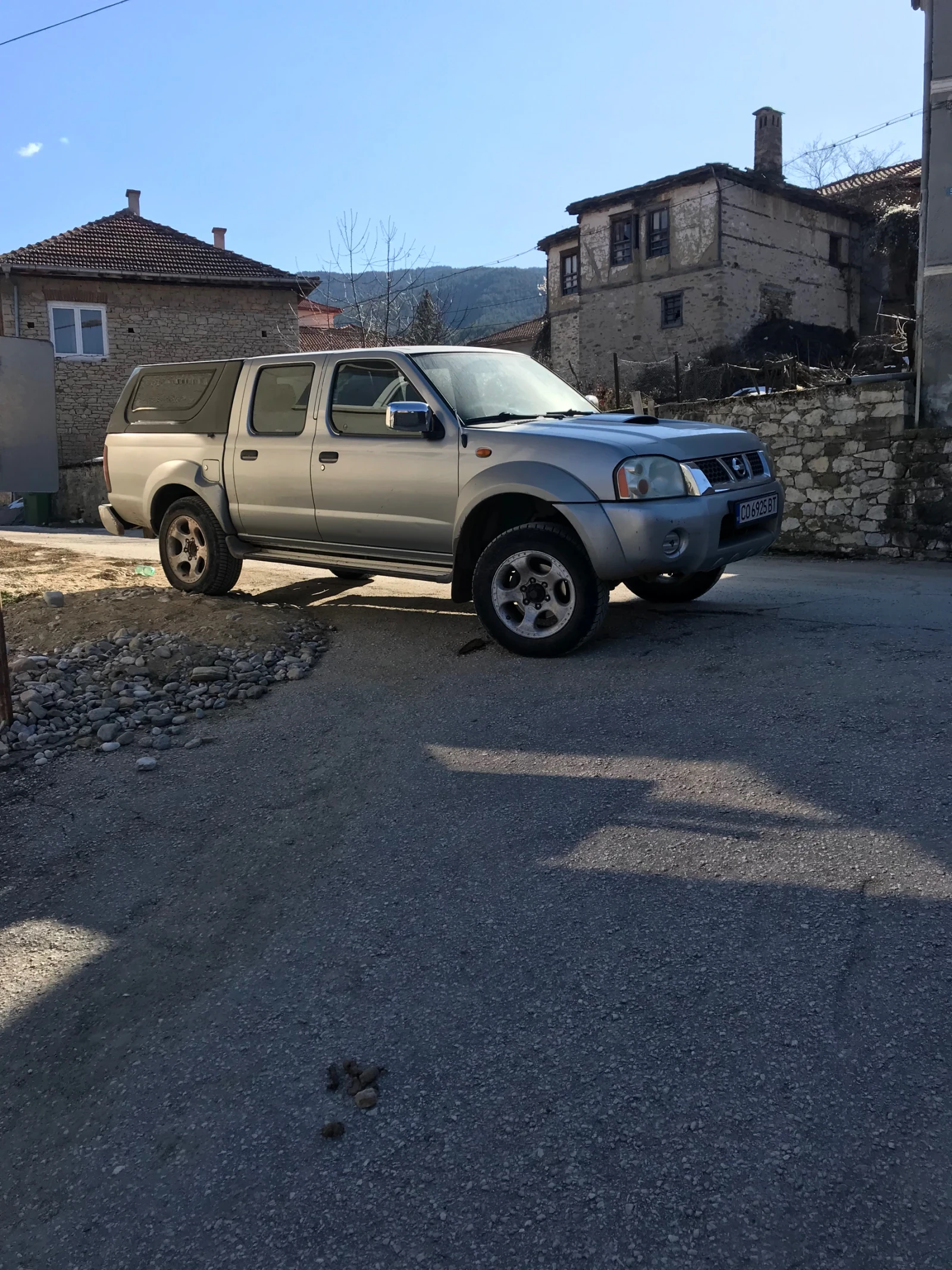 Nissan Navara 2, 7 125 кс - изображение 4