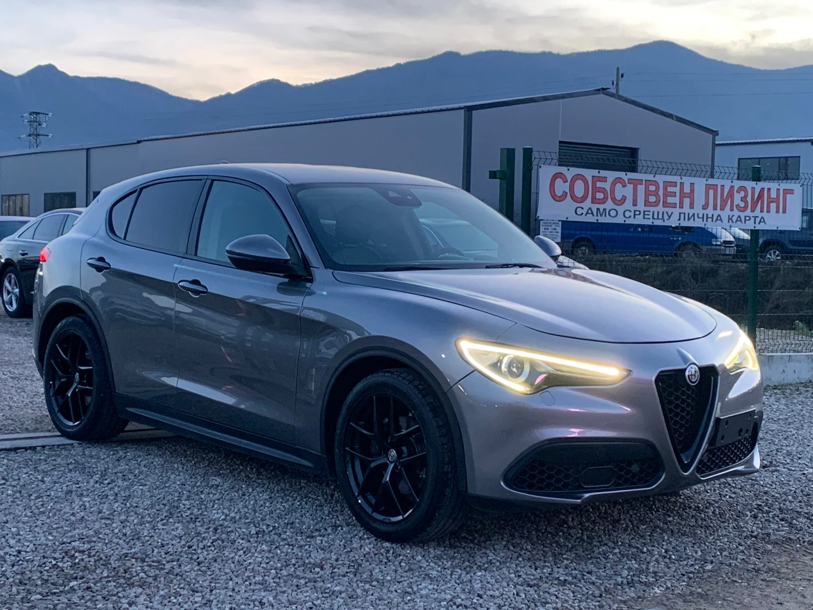 Alfa Romeo Stelvio 2.0Turbo.AWD.Топ състояние!!!Собствен лизинг!!! - изображение 3