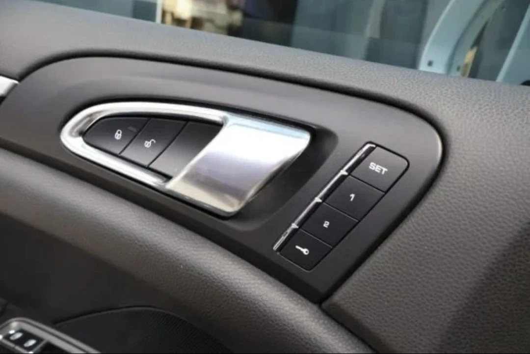 Porsche Cayenne  - изображение 10