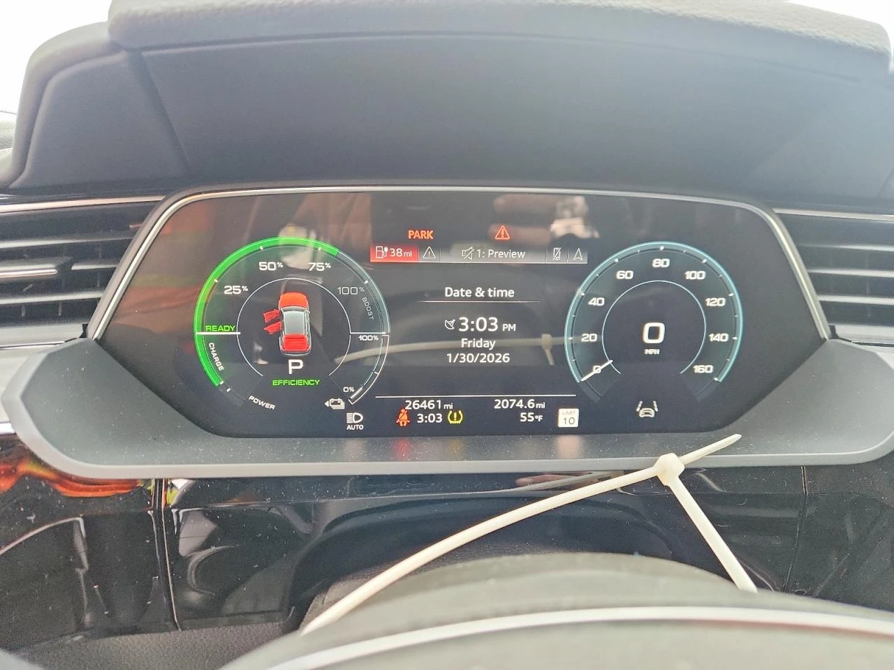 Audi Q8 E-Tron Prestige, снимка 9 - Автомобили и джипове - 54072467