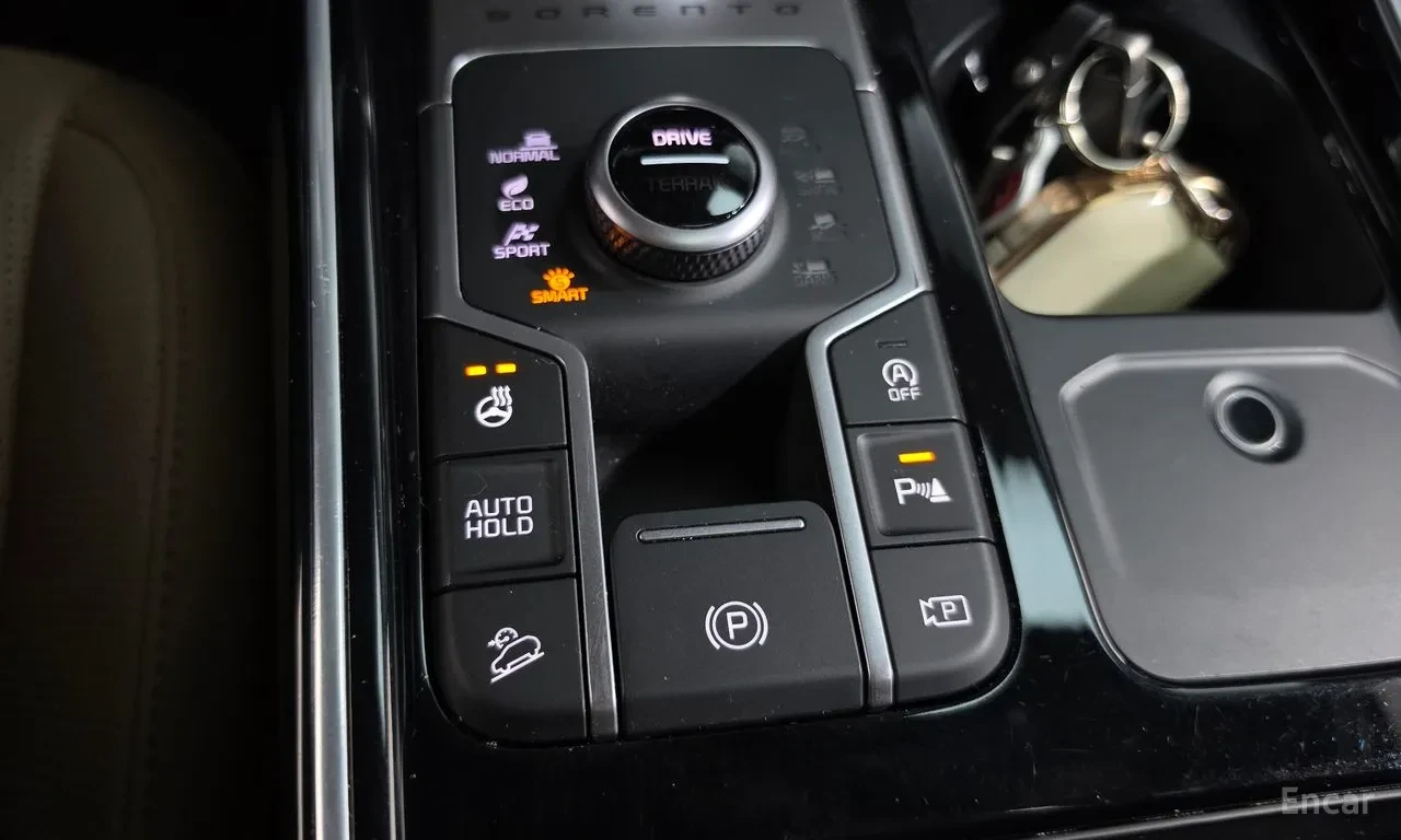 Kia Sorento SIGNATURE AWD| DISTRO| HUD| ОБДУХ| 360| БЕЗ УДАР, снимка 12 - Автомобили и джипове - 55967881