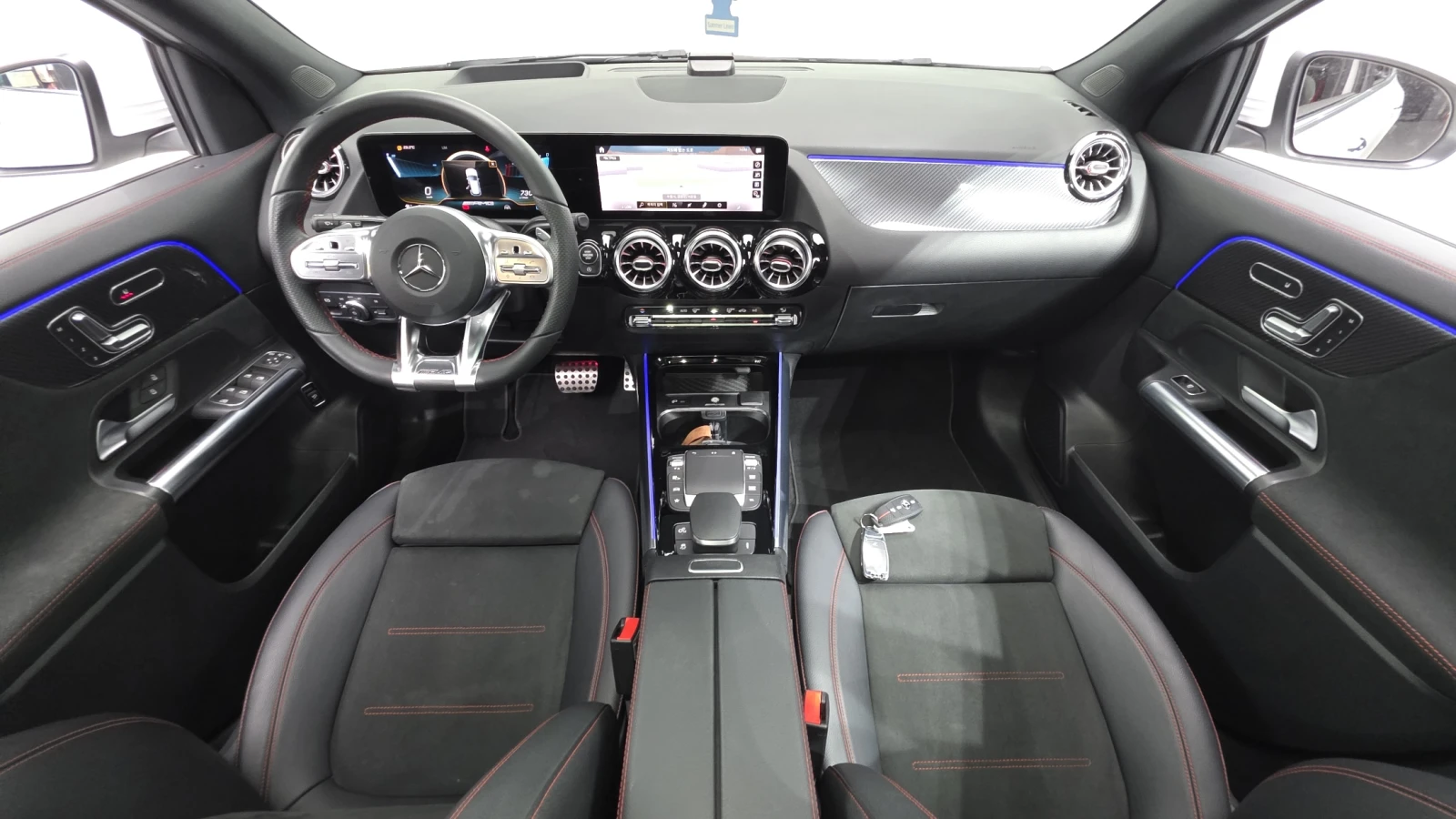 Mercedes-Benz GLA 45 AMG HUD* BLIND SPOT* ��. ��������* 360* ������ ���� | Mobile.bg � ����������� 7