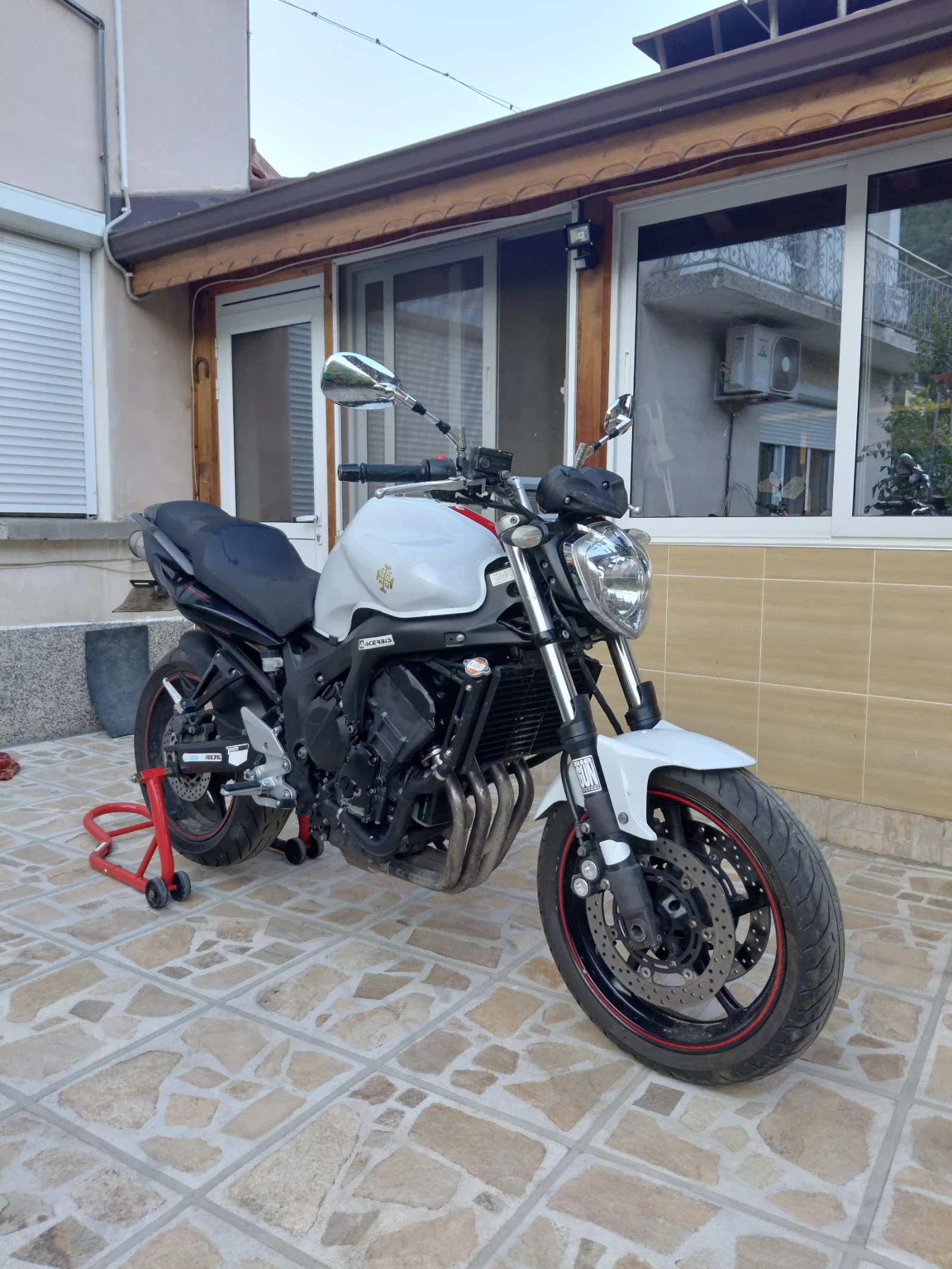 Yamaha FZ6