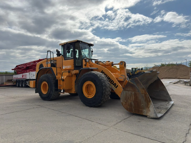 Челен товарач Hyundai HL970, снимка 7 - Индустриална техника - 52309676