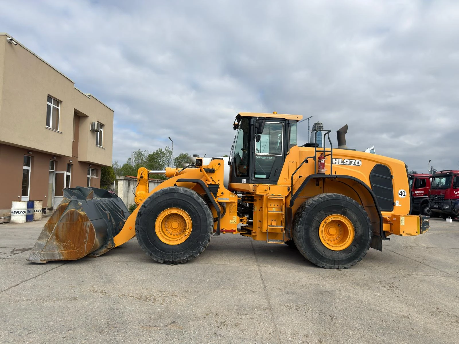 Челен товарач Hyundai HL970 - изображение 6