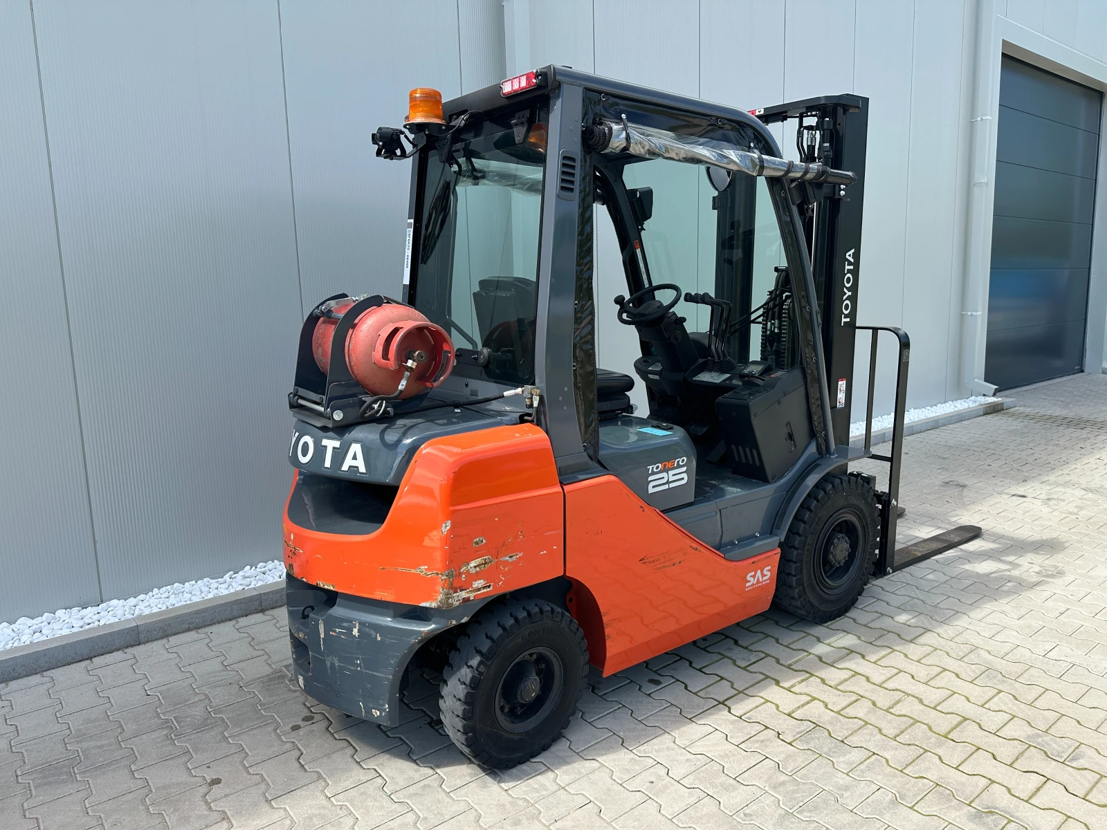 ������� Toyota 02-8FGF25 | Mobile.bg � ����������� 2