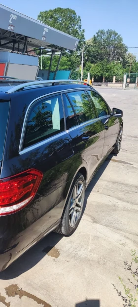 Mercedes-Benz E 220, снимка 12