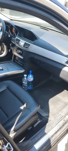 Mercedes-Benz E 220, снимка 13