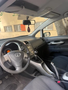 Toyota Auris, снимка 8
