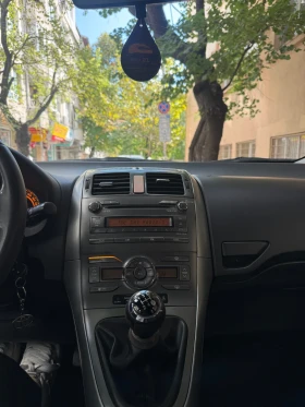Toyota Auris, снимка 10