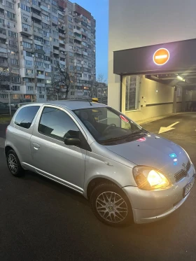 Toyota Yaris 1, 0 бензин / газ, снимка 1