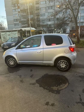 Toyota Yaris 1, 0 бензин / газ, снимка 3