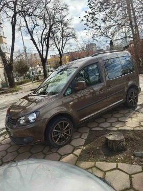 VW Caddy 1.6 bifuel фабрична газ, снимка 3