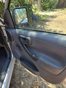 Обява за продажба на Opel Combo 1.7cti. Климатик на реални 153000км. ~4 200 лв. - изображение 6