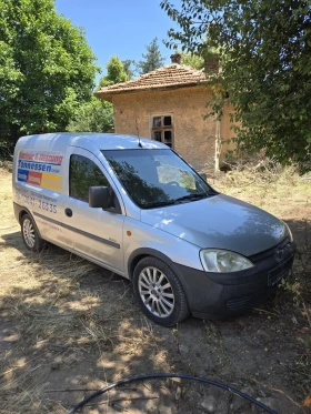 Обява за продажба на Opel Combo 1.7cti. Климатик на реални 153000км. ~4 200 лв. - изображение 1