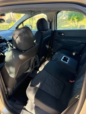 Peugeot 3008  1.6 HDi 112 к.с. Климатроник | Auto.bg — изображение 9