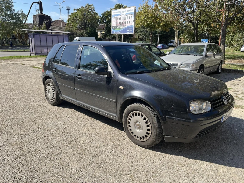 VW Golf, снимка 2 - Автомобили и джипове - 47368191