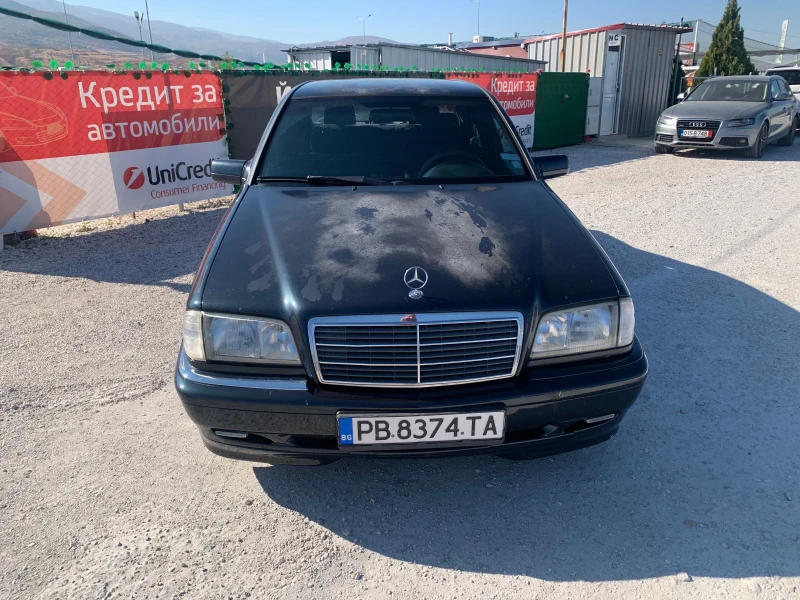 Mercedes-Benz C 220 2.2CDI, снимка 3 - Автомобили и джипове - 47726000