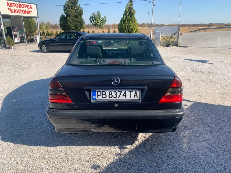 Mercedes-Benz C 220 2.2CDI, снимка 8 - Автомобили и джипове - 47726000