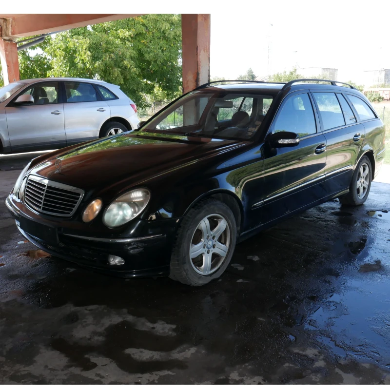 Mercedes-Benz E 320, снимка 2 - Автомобили и джипове - 48189729