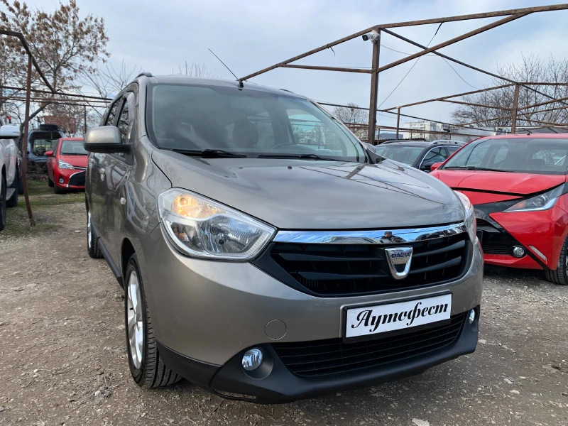 Dacia Lodgy 1.5dci 6+ 1места евро-5б, снимка 2 - Автомобили и джипове - 48634069