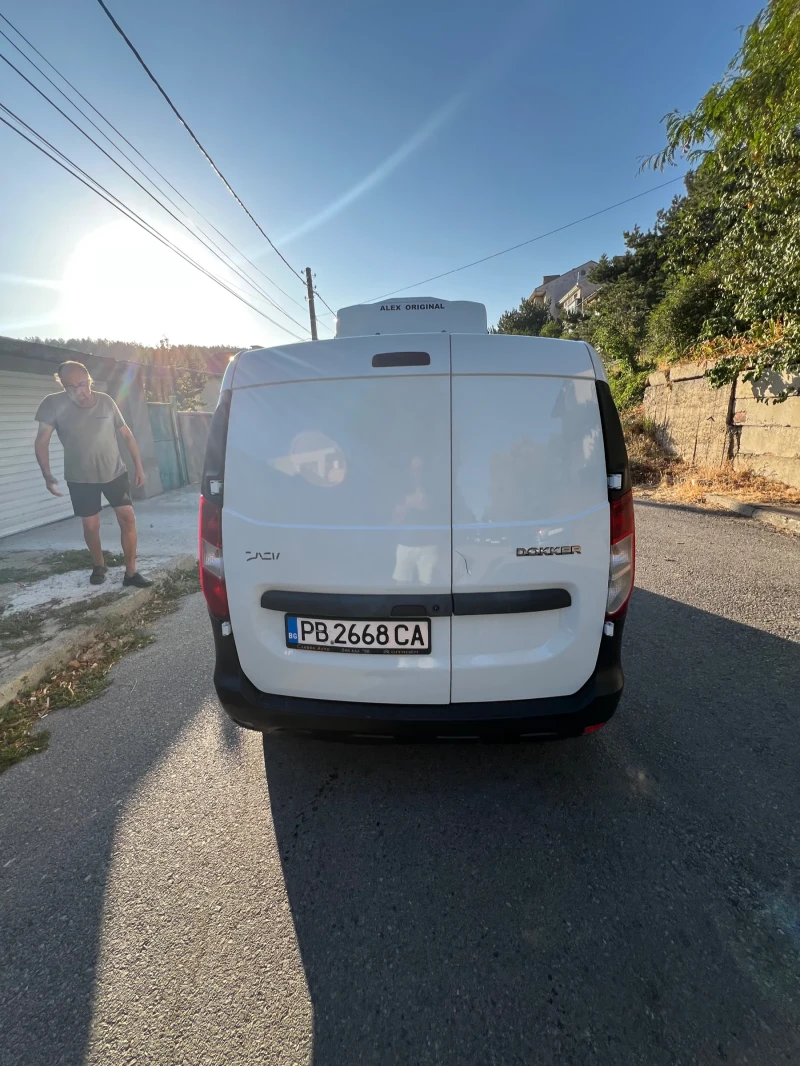 Dacia Dokker Хладилен, Газ, снимка 4 - Автомобили и джипове - 52359751