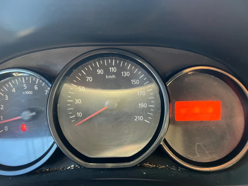 Dacia Dokker Хладилен, Газ, снимка 7 - Автомобили и джипове - 52359751