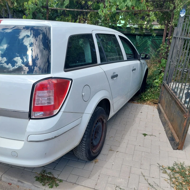 Opel Astra 1.4 16v 90hp, снимка 3 - Автомобили и джипове - 52530617