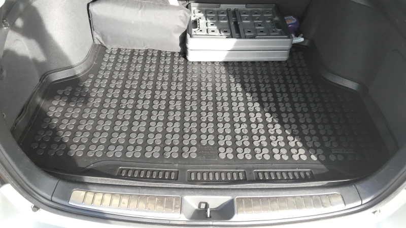 Toyota Avensis Toyota  Avensis 2000 D4D TOP, снимка 9 - Автомобили и джипове - 51933617