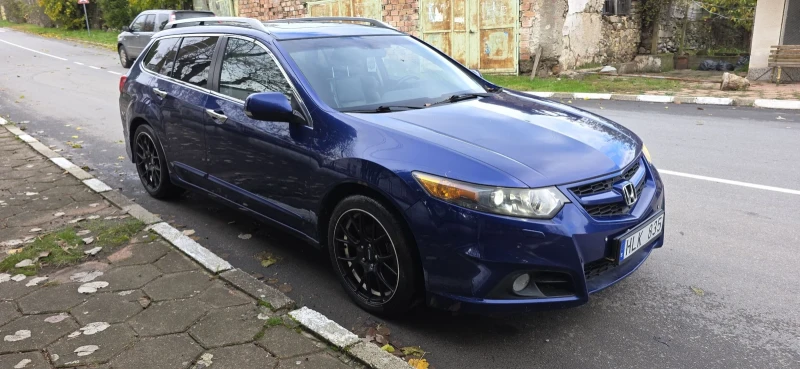 Honda Accord 2.0v-tec, снимка 5 - Автомобили и джипове - 52389772