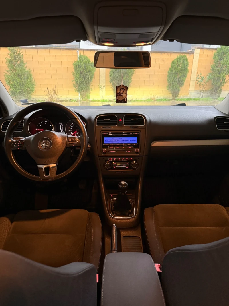 VW Golf 2.0 140 4MOTION, снимка 12 - Автомобили и джипове - 53159697