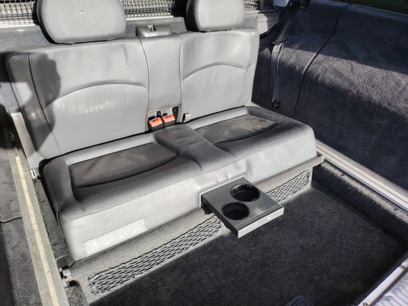 Mercedes-Benz E 320, снимка 15 - Автомобили и джипове - 53403731