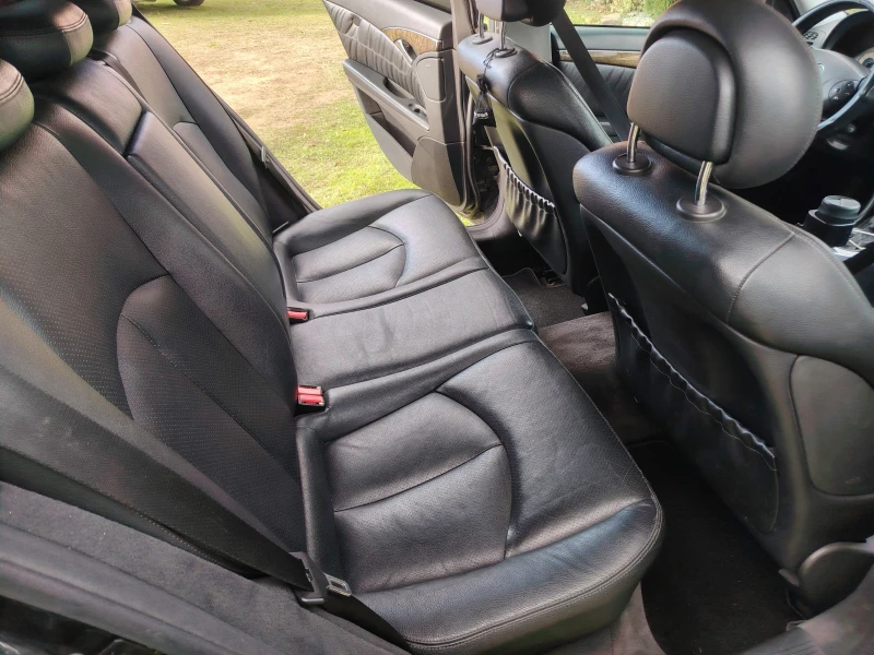 Mercedes-Benz E 320, снимка 13 - Автомобили и джипове - 53403731
