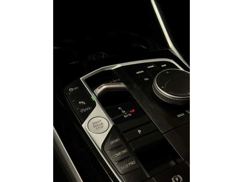 BMW 330 * 330i xDrive * CARFAX * ЦЕНА ДО БГ, снимка 15 - Автомобили и джипове - 53527182