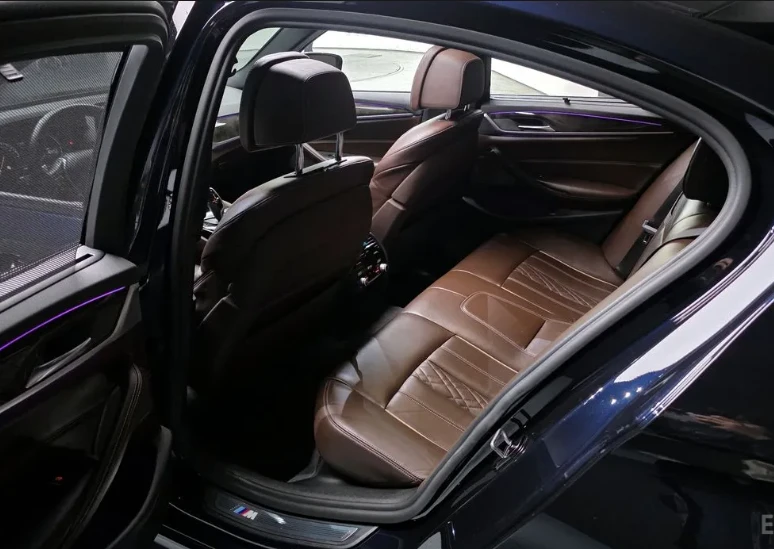 BMW 530 * HeadUp* AвтоКредит* (ЦЕНА ДО БГ), снимка 11 - Автомобили и джипове - 53528614