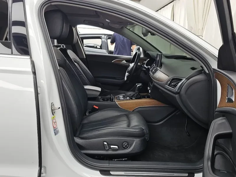 Audi A6 KEYLESS/HEAD UP/QUATTRO, снимка 11 - Автомобили и джипове - 56426545