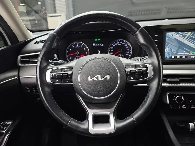 Kia K5, снимка 13 - Автомобили и джипове - 56688047