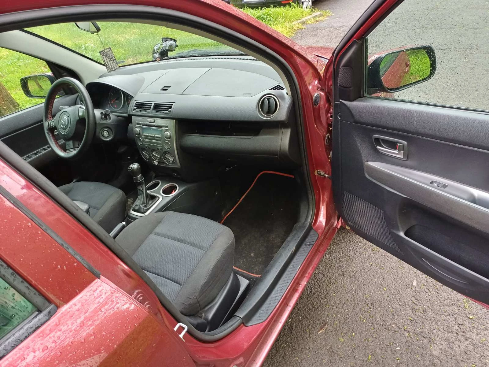 Mazda 2  - изображение 5