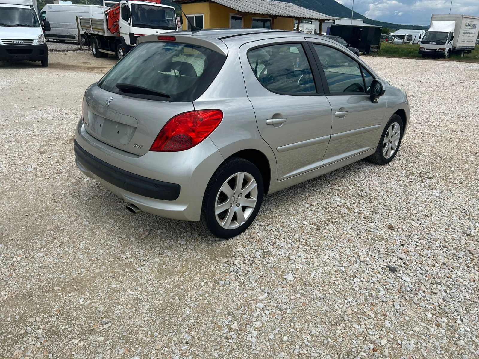 Peugeot 207 1.6 - изображение 5