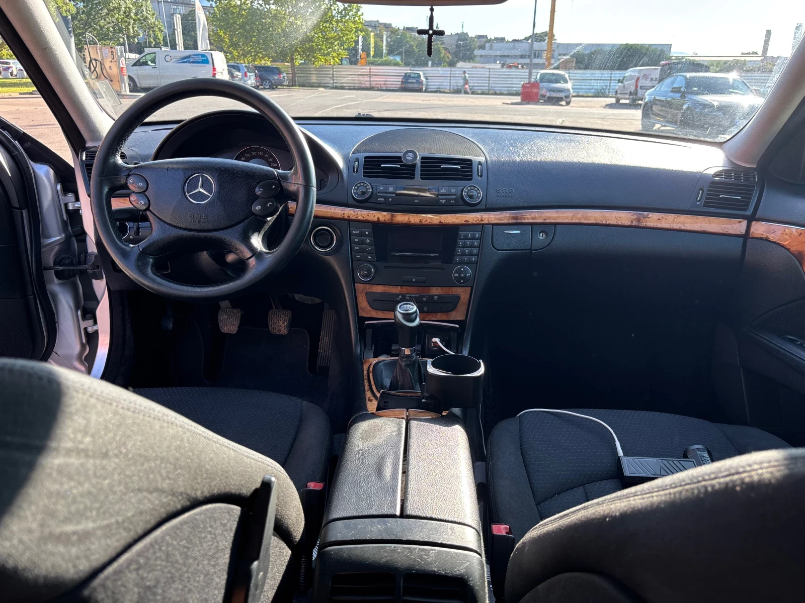 Mercedes-Benz E 220 Evolution  | Mobile.bg   6