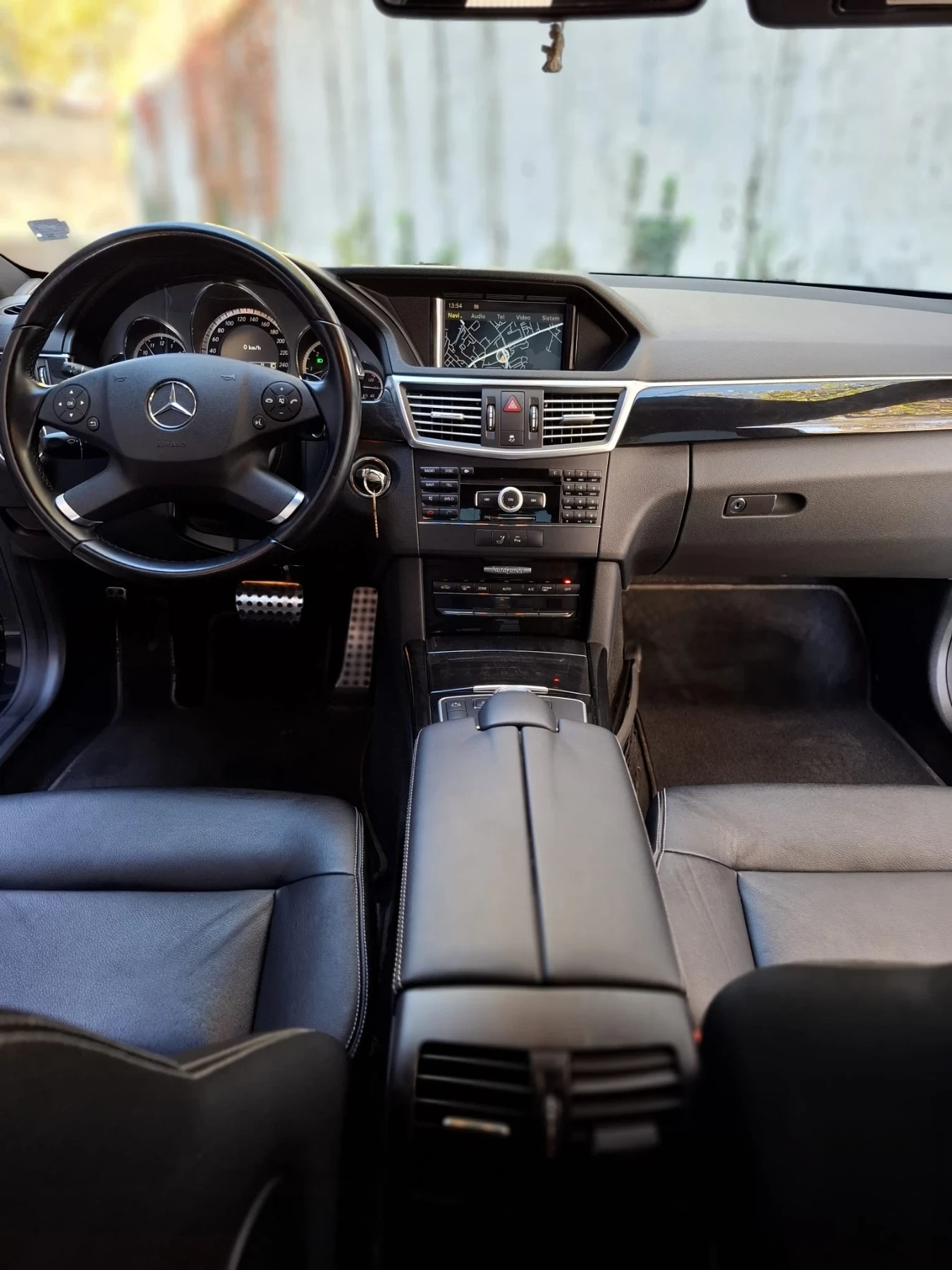 Mercedes-Benz E 350 AMG пакет/Реални КМ - изображение 7