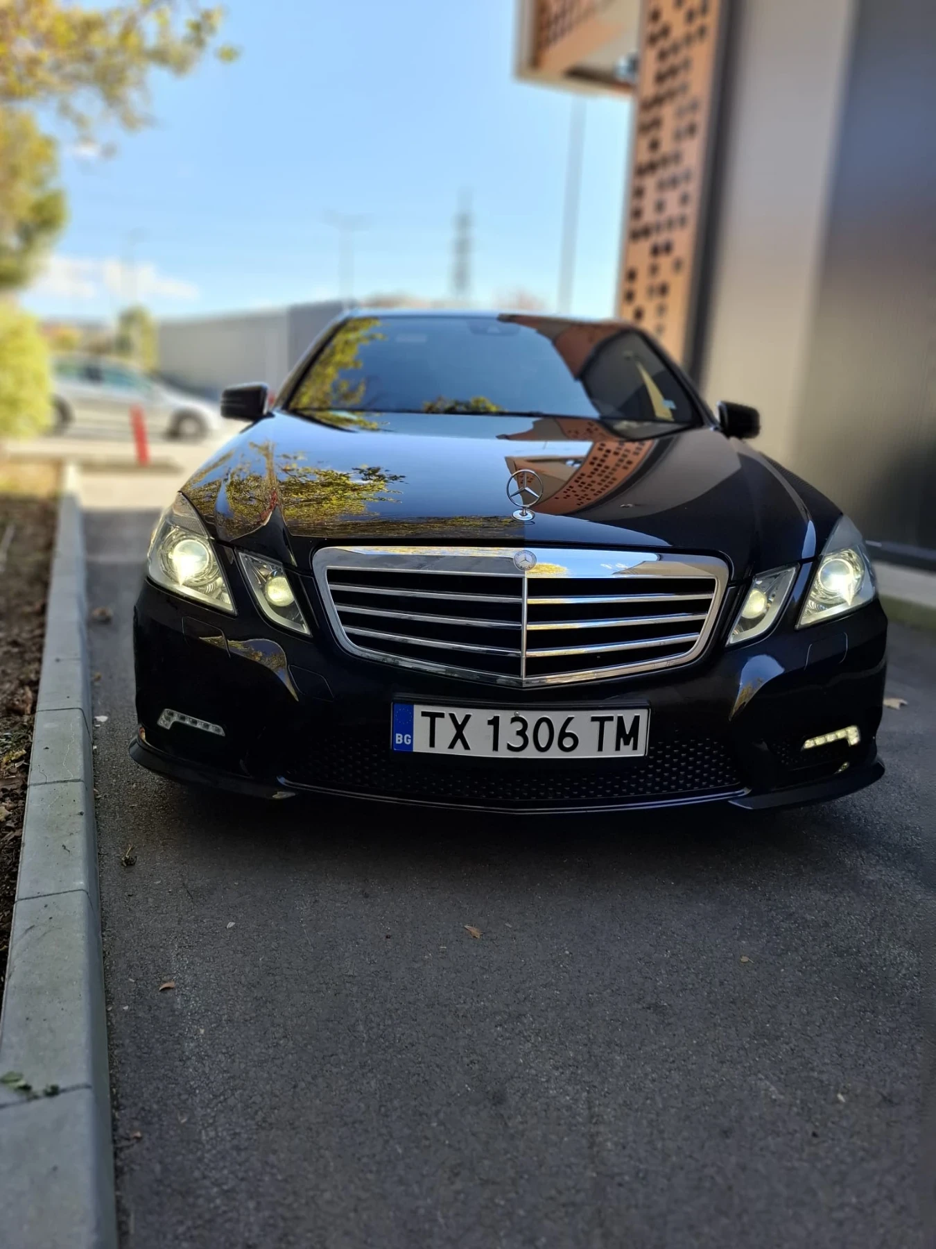 Mercedes-Benz E 350 AMG пакет/Реални КМ - изображение 3