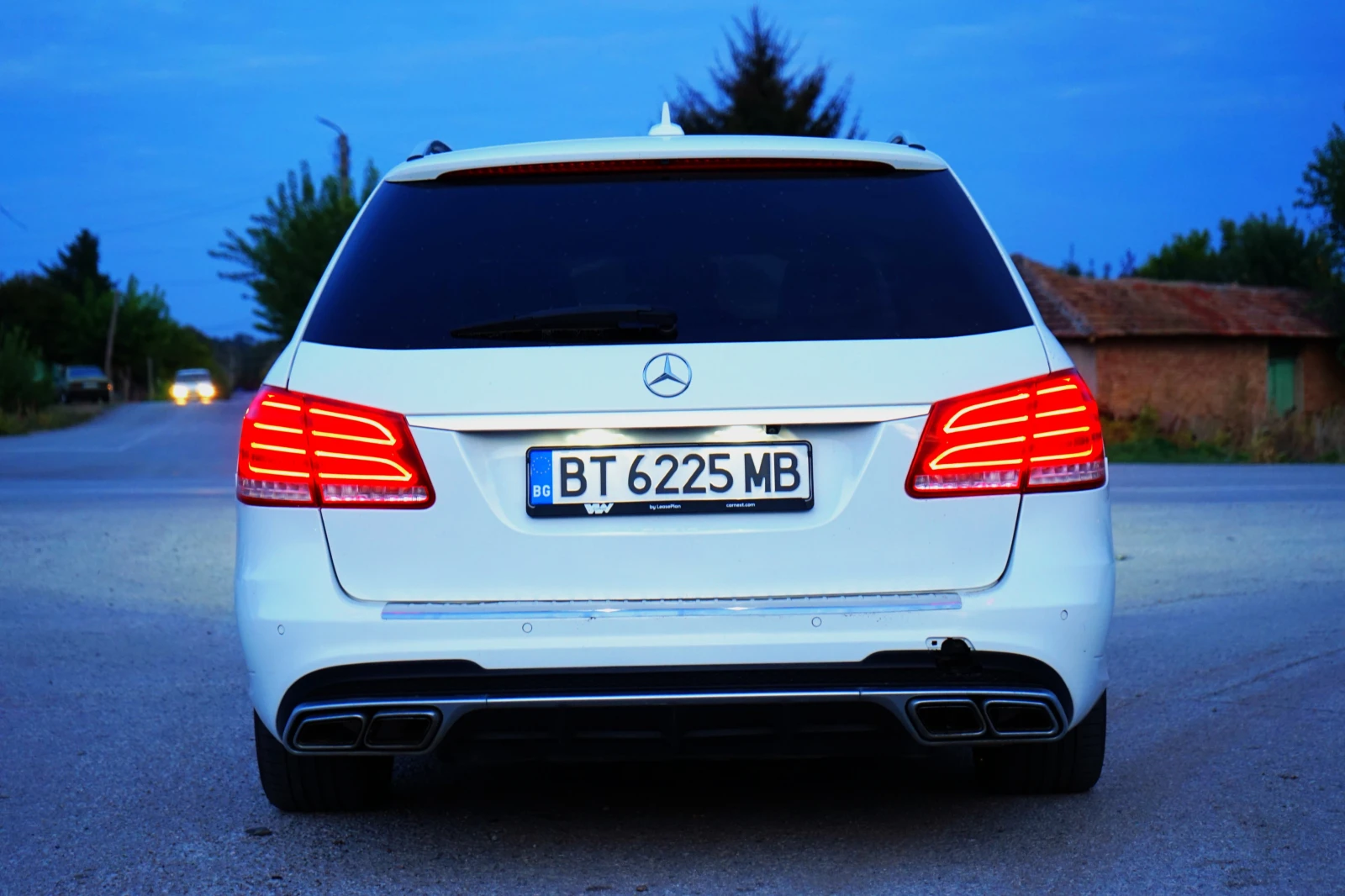 Mercedes-Benz E 350  - изображение 2