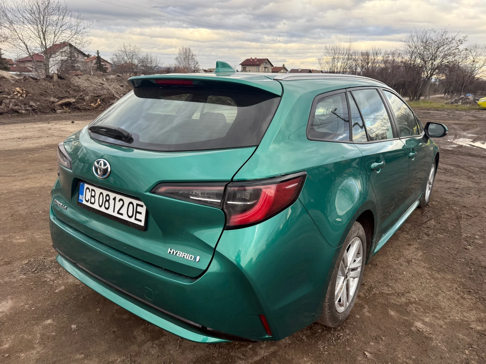 Toyota Corolla 1.8, 98 к.с., хибрид - изображение 5