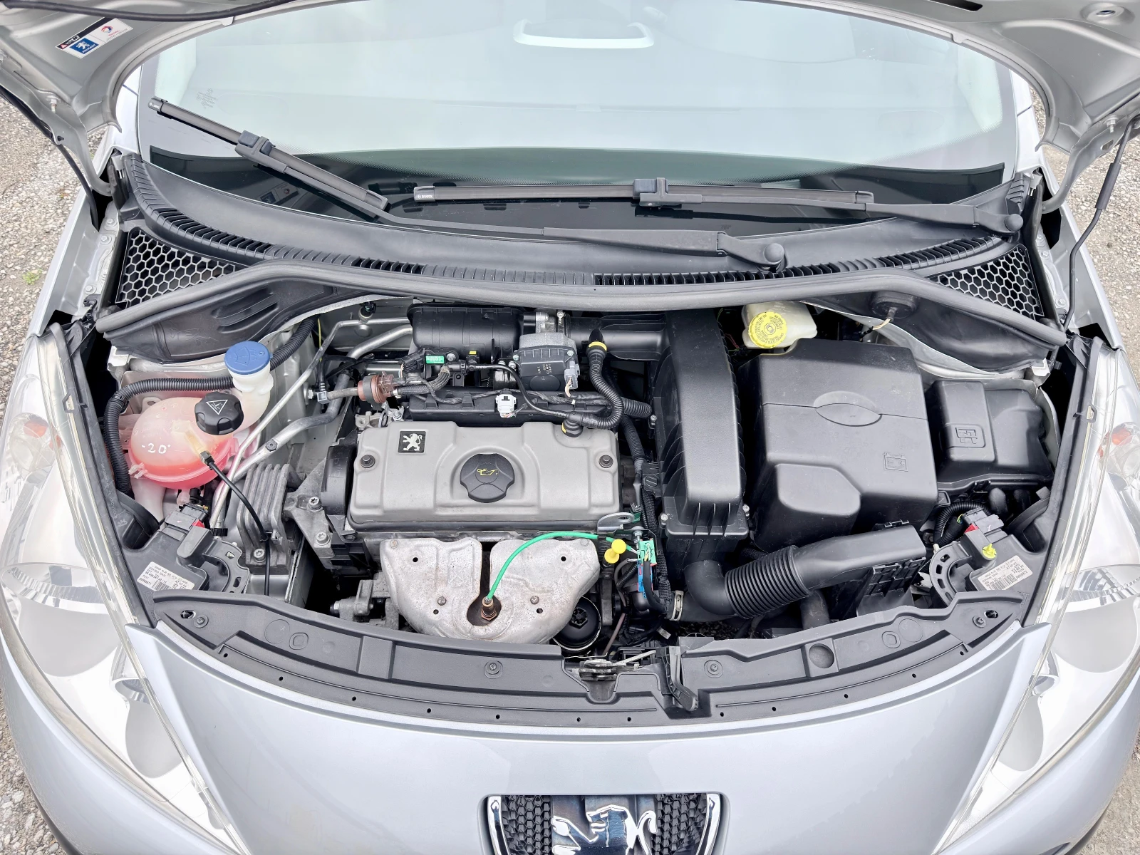 Peugeot 207 SW* 1.4i-75k.c.Euro4* ������* ������*  | Mobile.bg � ����������� 16